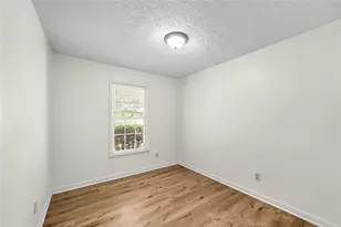 8426 Alden Dr, Riverdale, GA 30274 - Photo 17