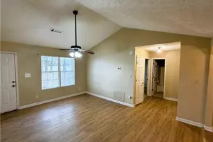 122 Oriole Dr, Jonesboro, GA 30238 - Photo 17