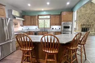156 Thundering Waters Dr, Cornelia, GA 30531 - Photo 7