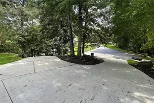 156 Thundering Waters Dr, Cornelia, GA 30531 - Photo 13