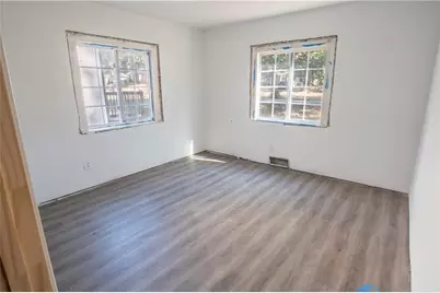 1471 Centra Villa, Atlanta, GA 30311 - Photo 9