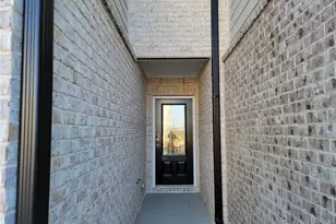 614 Easton Wy, Lawrenceville, GA 30043 - Photo 3