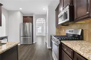 6740 Oak Hill Pl, Union City, GA 30213 - Photo 11