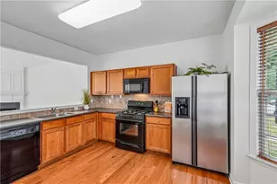 945 Prestwyck Ct, Alpharetta, GA 30004 - Photo 9