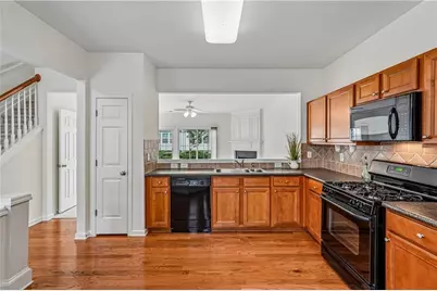 945 Prestwyck Court, Alpharetta, GA 30004 - Photo 3