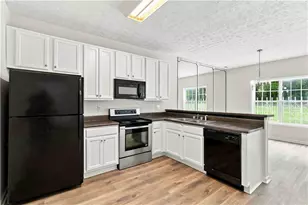 7576 Winderemere Park, Riverdale, GA 30274 - Photo 3