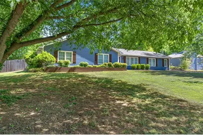 2292 Twiggs Cove NW, Kennesaw, GA 30152 - Photo 3