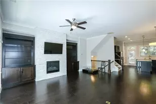 1920 Townsend Ct, Atlanta, GA 30329 - Photo 9
