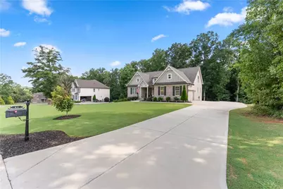 41 Saint Ives Circle, Winder, GA 30680 - Photo 3