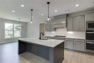 240 Wilbanks St, Buford, GA 30518 - Photo 17