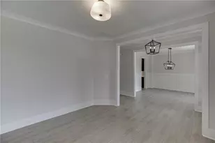 240 Wilbanks St, Buford, GA 30518 - Photo 7