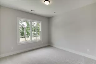240 Wilbanks St, Buford, GA 30518 - Photo 29