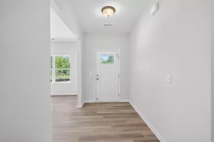 103 Meadowview Ct, Carrollton, GA 30117 - Photo 5