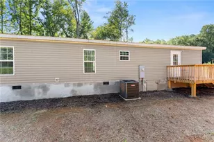 277 Yates St, Cornelia, GA 30531 - Photo 33