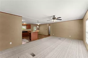 277 Yates St, Cornelia, GA 30531 - Photo 9