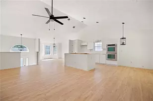 2620 Abbotts Glen Dr NW, Acworth, GA 30101 - Photo 5