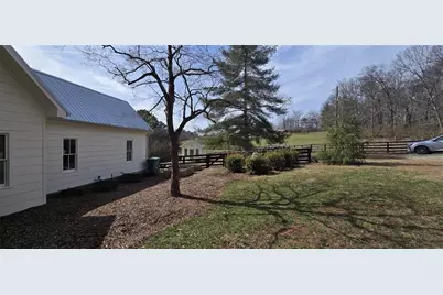 812 Bessie Lane, Ball Ground, GA 30107 - Photo 5