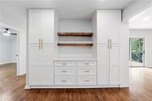 26 Vanguard Cir SW, Marietta, GA 30060 - Photo 11
