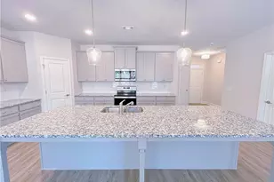2586 Mills Commons Dr, Decatur, GA 30034 - Photo 9