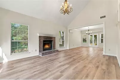 10870 Willow Meadow Circle, Alpharetta, GA 30022 - Photo 7
