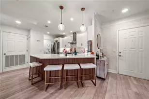 3334 Peachtree Rd NE, Atlanta, GA 30326 - Photo 3