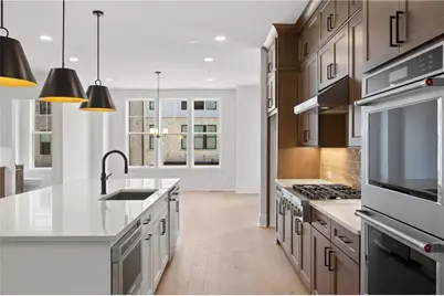 2248 Crestview Drive NE #33, Atlanta, GA 30319 - Photo 29