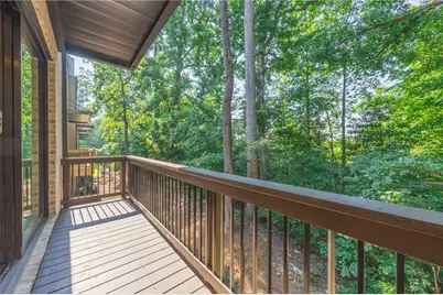 2248 Crestview Drive NE #33, Atlanta, GA 30319 - Photo 39