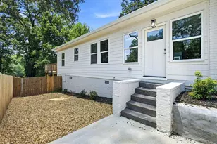 1502 Venetian Dr SW, Atlanta, GA 30311 - Photo 3