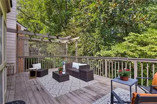 440 Greenlaurel Dr, Sandy Springs, GA 30342 - Photo 27