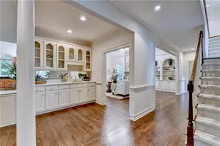 610 Turbridge Ct, Johns Creek, GA 30022 - Photo 3
