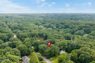 8140 Habersham Waters Rd, Sandy Springs, GA 30350 - Photo 69