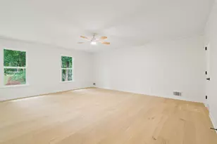 8140 Habersham Waters Rd, Sandy Springs, GA 30350 - Photo 25