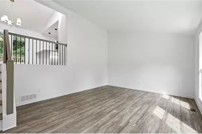 1060 S Millard Way, Stone Mountain, GA 30088 - Photo 5