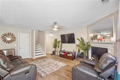2007 Manhattan Parkway, Decatur, GA 30035 - Photo 9
