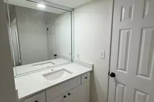 352 N Peak Dr, Alpharetta, GA 30022 - Photo 11