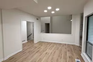 352 N Peak Dr, Alpharetta, GA 30022 - Photo 5