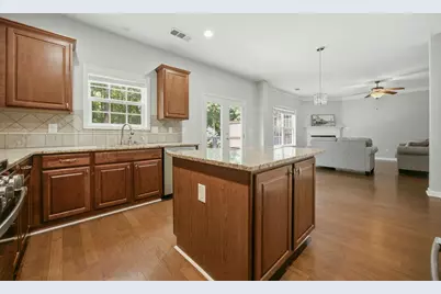560 Crestmont Lane, Canton, GA 30114 - Photo 5