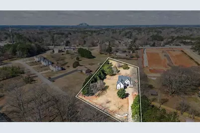 3955 Pucketts Road, Snellville, GA 30039 - Photo 39