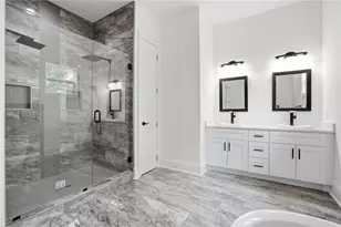 2415 Rugby Ave, Atlanta, GA 30337 - Photo 17