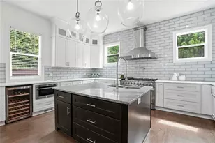2415 Rugby Ave, Atlanta, GA 30337 - Photo 9