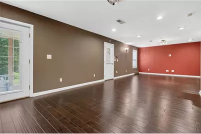 5541 Big Boat Drive SW, Atlanta, GA 30331 - Photo 13