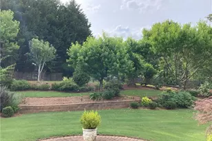 3205 E Gate Dr, Cumming, GA 30041 - Photo 3