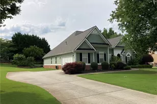 3205 E Gate Dr, Cumming, GA 30041 - Photo 3