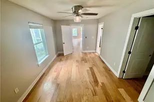 946 Hubbard St SW, Atlanta, GA 30310 - Photo 5
