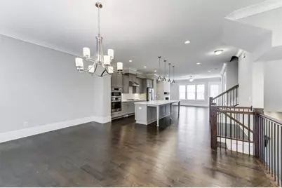 4304 Walsh Drive, Dunwoody, GA 30338 - Photo 7