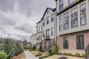 4304 Walsh Dr, Dunwoody, GA 30338 - Photo 3