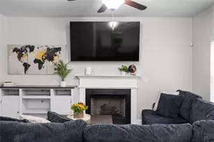 4142 Woodland Park Dr SW, Atlanta, GA 30331 - Photo 5