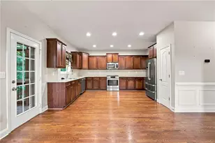 8156 N Links Dr, Covington, GA 30014 - Photo 17