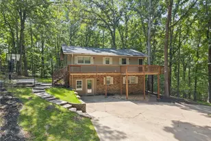 7803 Beachwood Dr, Murrayville, GA 30564 - Photo 3