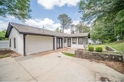 4858 Tarleton Drive SW, Lilburn, GA 30047 - Photo 21